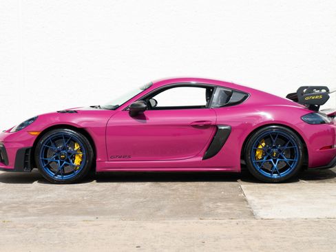 Used 2023 Porsche 718 Cayman GT4 RS RWD image 3