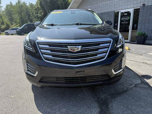 Used 2017 Cadillac XT5 Luxury w/ Driver Awareness Package FWD image 8