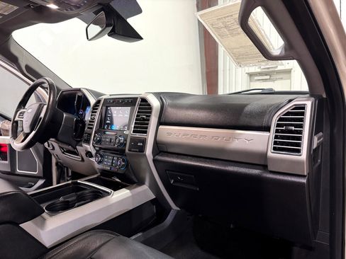 Used 2017 Ford F350 Lariat w/ Lariat Ultimate Package image 10