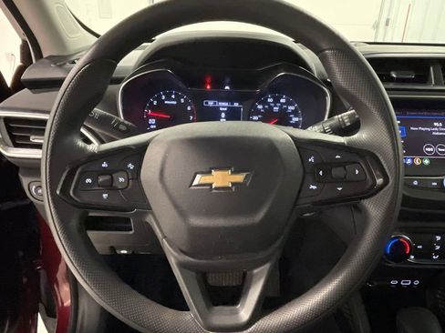 Used 2023 Chevrolet TrailBlazer LT AWD/4WD image 33