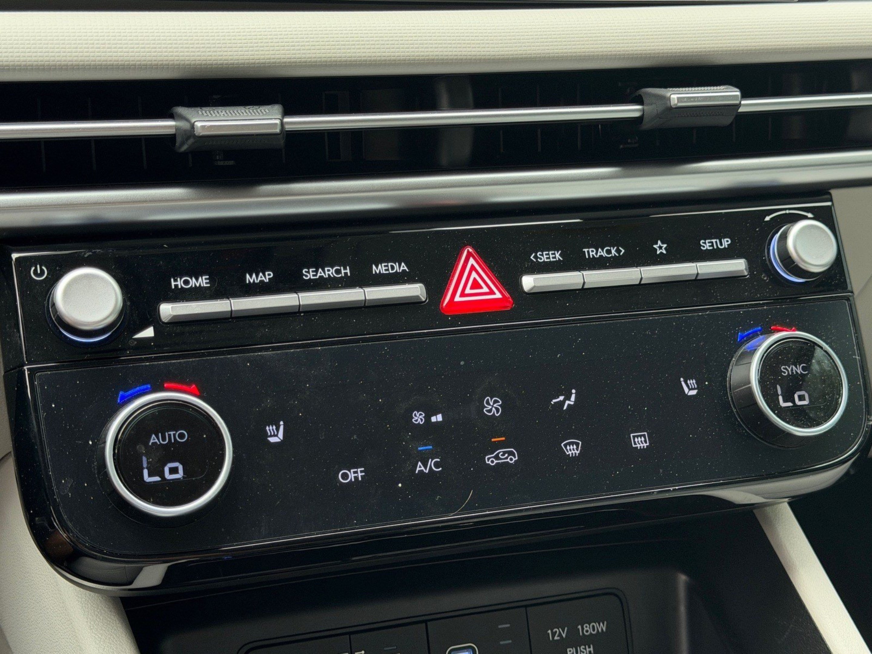 Used 2025 Hyundai Tucson SEL FWD image 33