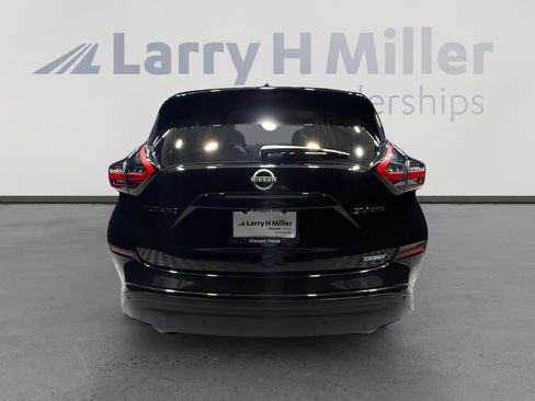 Certified 2023 Nissan Murano SV w/ SV Midnight Edition Package image 4