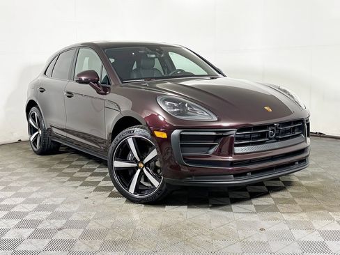 New 2026 Porsche Macan image 9