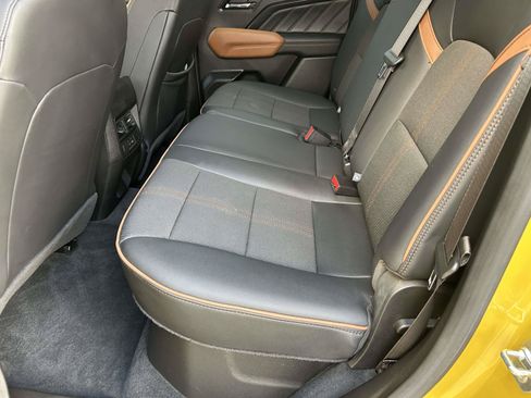 Used 2024 GMC Canyon AT4 w/ Technology Package AWD/4WD image 15