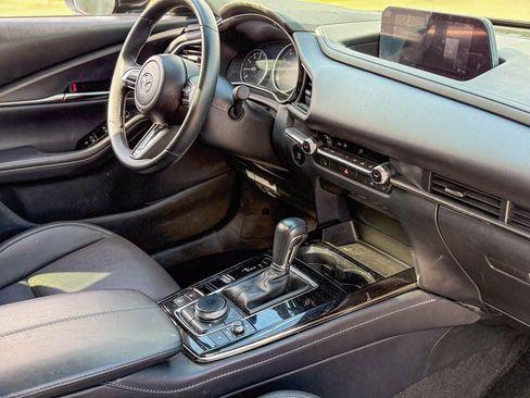 Used 2025 MAZDA CX-30 AWD 2.5 S w/ Preferred Package image 4