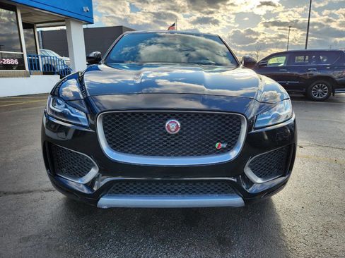Used 2020 Jaguar F-PACE S image 6