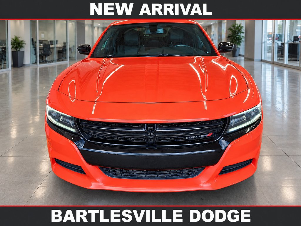 Used 2017 Dodge Charger SXT w/ AWD Plus Group image 6