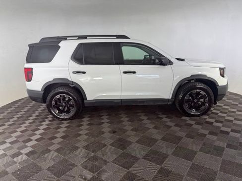 Certified 2026 Honda Passport TrailSport Elite image 4