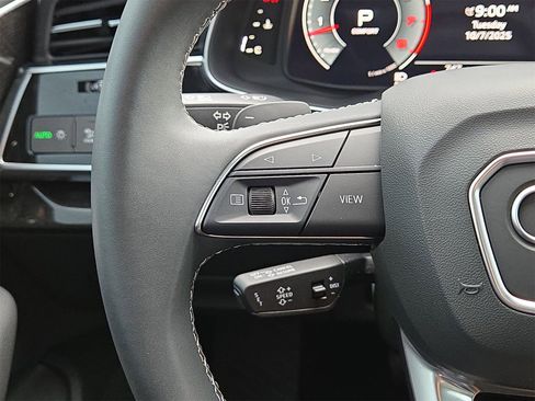 Certified 2025 Audi Q7 3.0T Premium image 21