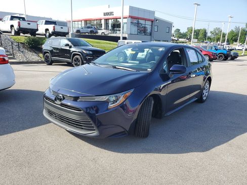 Certified 2024 Toyota Corolla LE FWD image 2