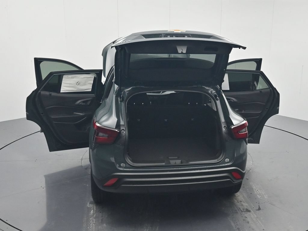 New 2026 Chevrolet Trax LS w/ LS Convenience Package FWD image 44