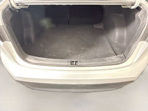 Used 2025 Toyota Corolla LE FWD image 34