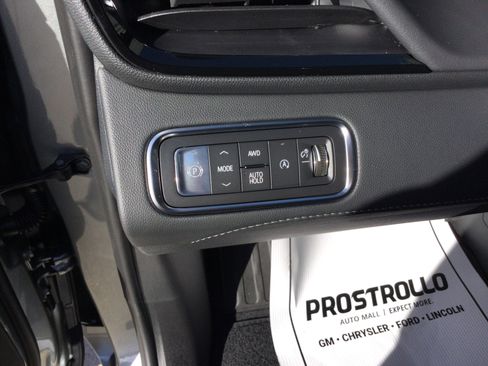 New 2026 Buick Enclave Avenir w/ Super Cruise Package image 10