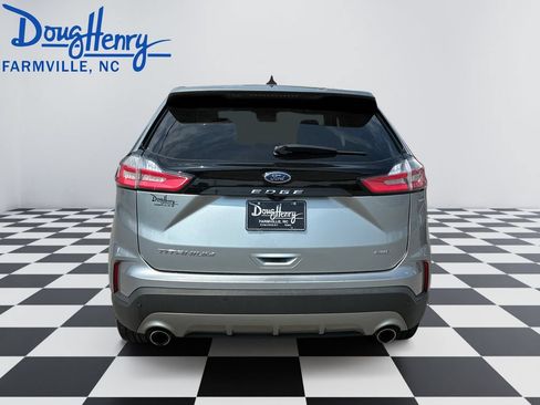 Used 2024 Ford Edge Titanium AWD/4WD image 4