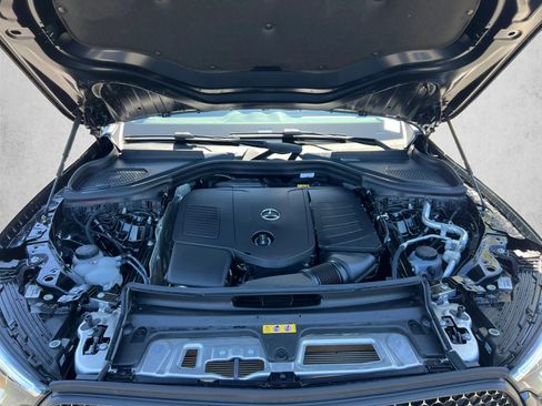 Certified 2026 Mercedes-Benz GLC 300 4MATIC image 29