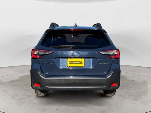 Certified 2025 Subaru Outback Premium AWD/4WD image 4