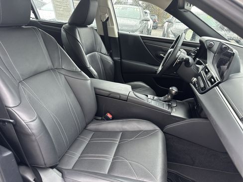 Used 2022 Lexus ES 350 Ultra Luxury image 13