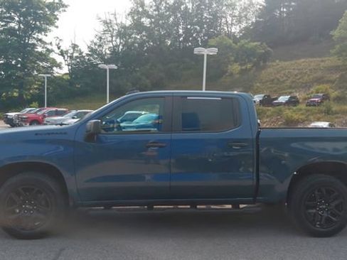 Used 2024 Chevrolet Silverado 1500 Custom AWD/4WD image 7