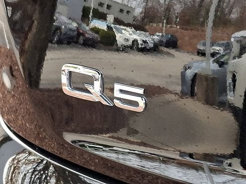Used 2023 Audi Q5 e Premium Plus w/ Premium Plus Package image 34