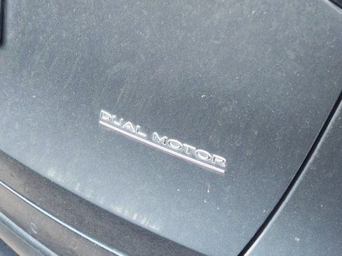 Used 2021 Tesla Model Y Performance image 10