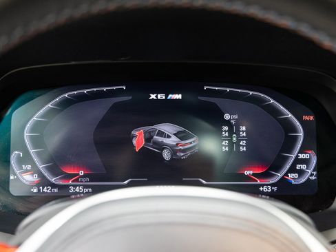 Used 2021 BMW X6 M w/ Competition Package image 14