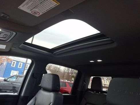 Used 2020 GMC Sierra 2500 Denali w/ Denali Ultimate Package image 14