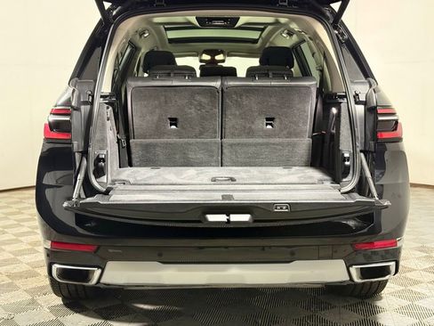 Used 2024 BMW X7 xDrive40i AWD/4WD image 6