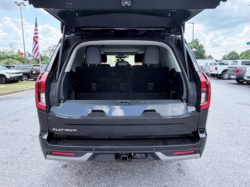 Used 2025 Ford Expedition Platinum AWD/4WD image 9
