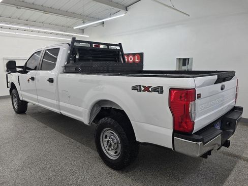 Used 2022 Ford F250 XL w/ Power Equipment Group AWD/4WD image 5