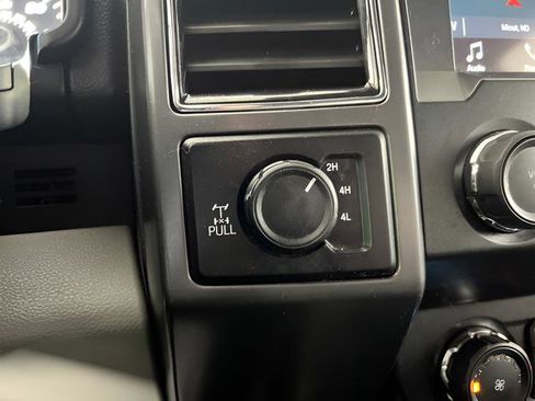 Used 2019 Ford F150 XLT w/ Equipment Group 302A Luxury image 19