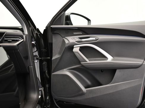 Used 2025 Audi Q5 Premium Plus w/ Premium Plus image 44