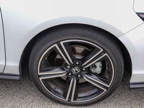Used 2023 Honda Accord Sport image 7
