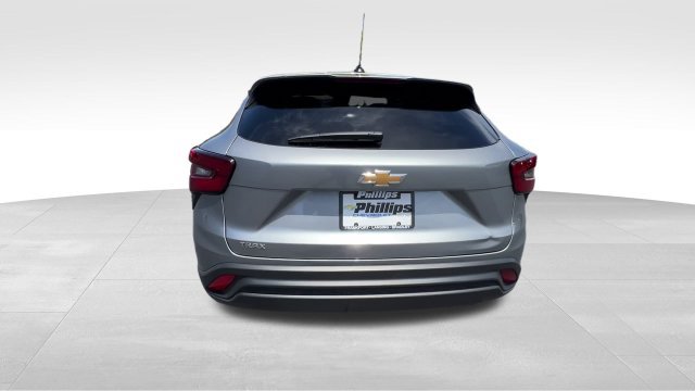 Certified 2026 Chevrolet Trax LS FWD image 5