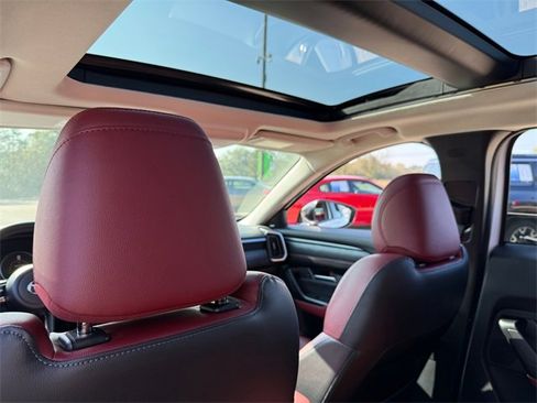 Certified 2025 MAZDA CX-50 AWD 2.5 Hybrid w/ Cargo Package image 28