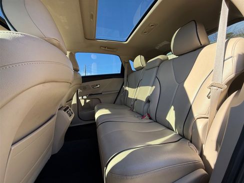 Used 2009 Toyota Venza image 24