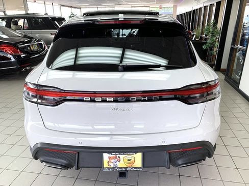 Used 2023 Porsche Macan image 6