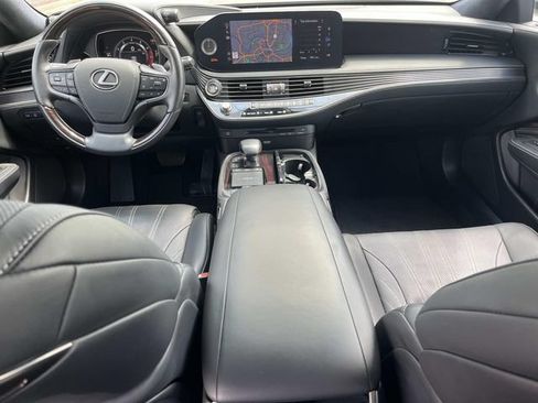 Used 2021 Lexus LS 500 w/ Interior Upgrade Package RWD image 12