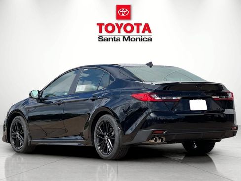 New 2026 Toyota Camry SE FWD image 5