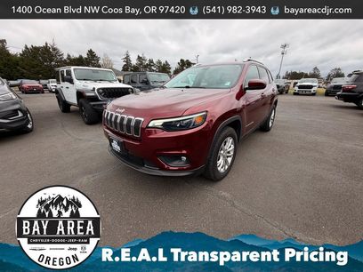 Used 2019 Jeep Cherokee Latitude w/ Popular Appearance Group