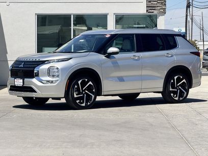 Used 2023 Mitsubishi Outlander SEL