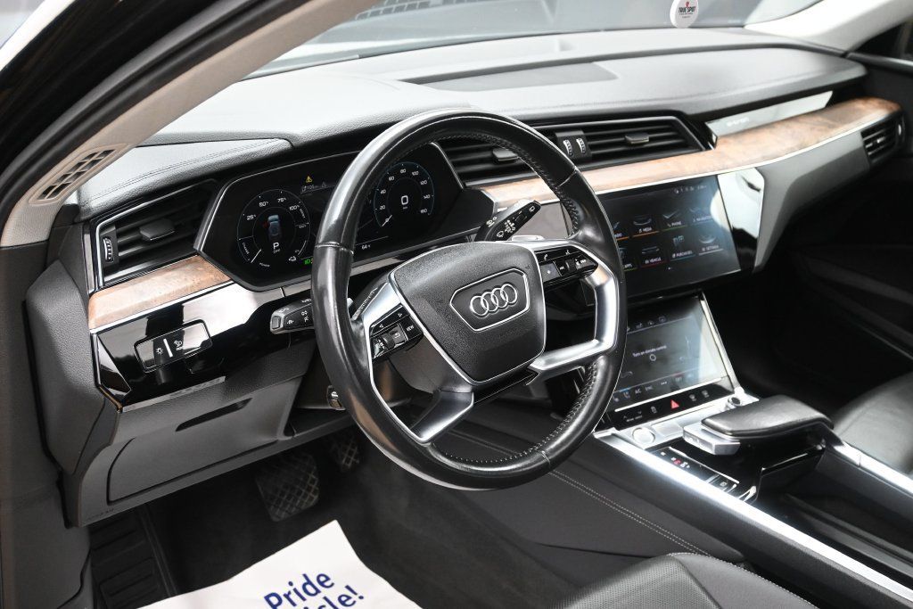Used 2019 Audi e-tron Premium Plus AWD/4WD image 11