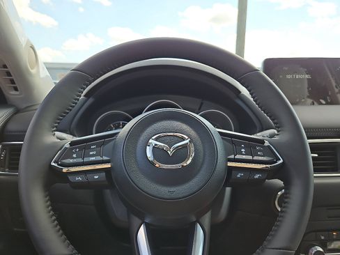 New 2025 MAZDA CX-5 AWD 2.5 S w/ Preferred Package image 17