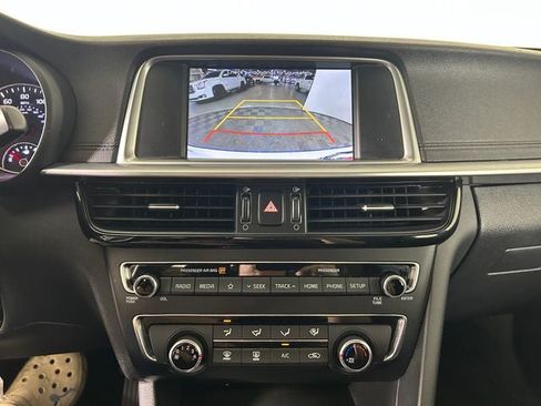 Used 2020 Kia Optima LX FWD image 22