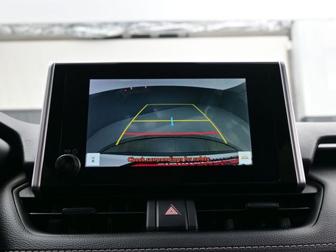 Used 2024 Toyota RAV4 LE image 18