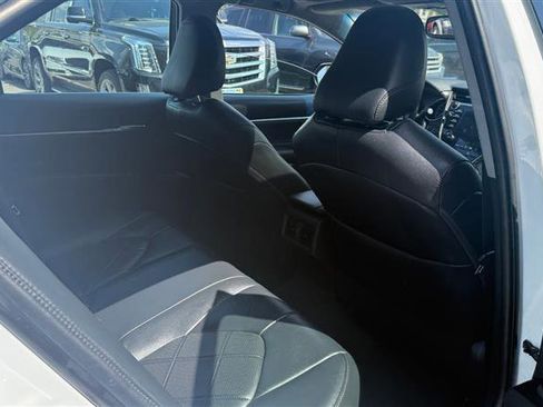 Used 2018 Toyota Camry XLE w/ Audio Package image 14