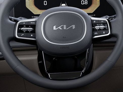 New 2026 Kia Carnival EX FWD image 22