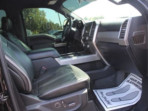 Used 2019 Ford F250 Platinum w/ Platinum Ultimate Package AWD/4WD image 29