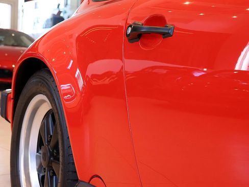 Used 1988 Porsche 911 Carrera RWD image 42
