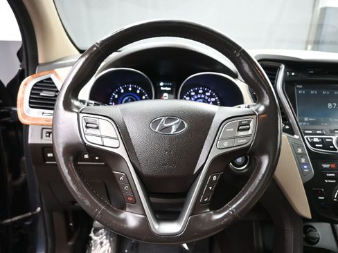 Used 2015 Hyundai Santa Fe Limited w/ Option Group 04 AWD/4WD image 30