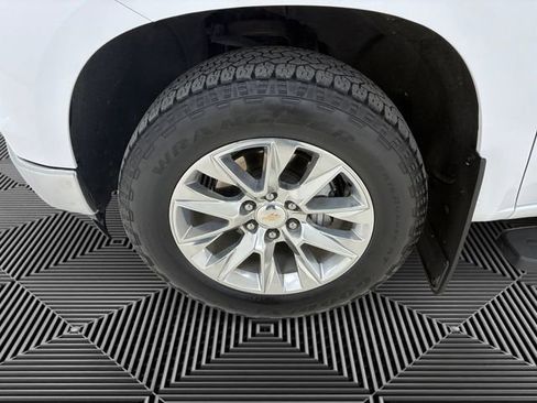 Used 2022 Chevrolet Silverado 1500 LTZ w/ Technology Package image 9